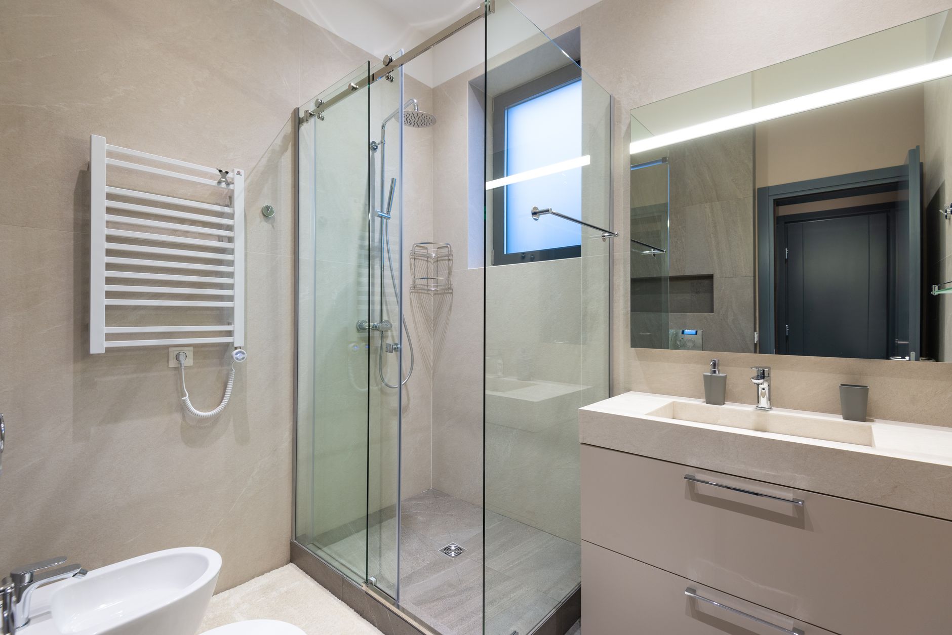 Bagno finito dopo la ristrutturazione completa