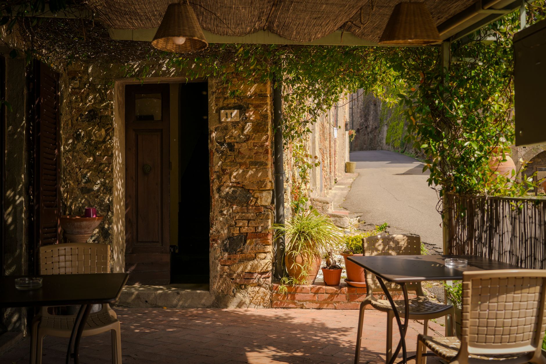 La via del centro storico in cui si trova la gelateria