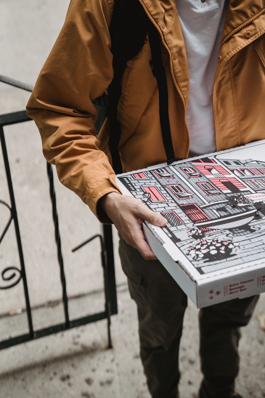 Scatole di pizza pronte per la consegna a domicilio